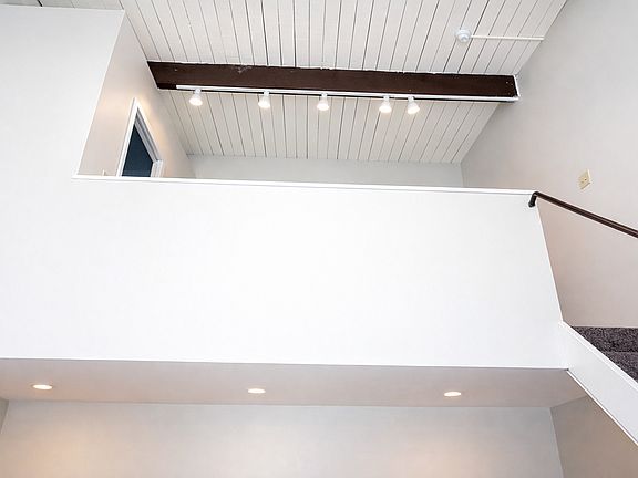 Loft 2-Bedroom