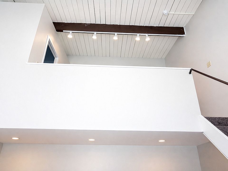 Loft 2-Bedroom