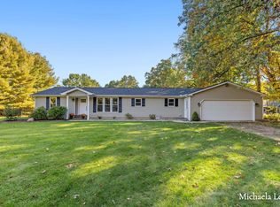 7510 Thornapple Dales Dr SE, Alto, MI 49302