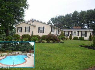 8681 Solomons Island Rd, Owings, MD 20736