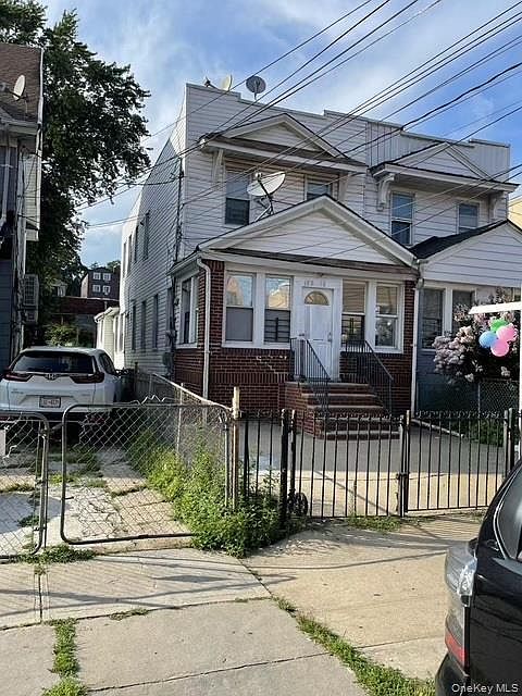 1st image of 170-11 88 Avenue