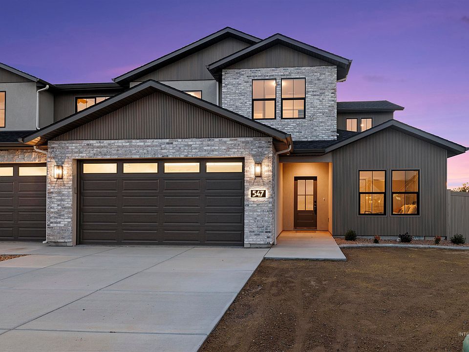 1st image of 547 Canyon Falls Dr