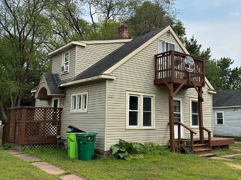 1309 Snelling St — Photo 3
