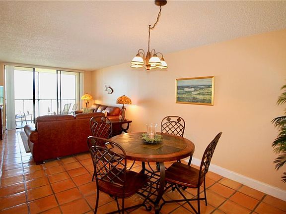 5th image of 4250 N Highway A1a 806 #806