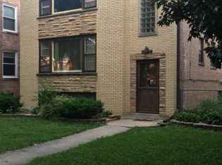 4845 Kirk St #2, Skokie, IL 60077