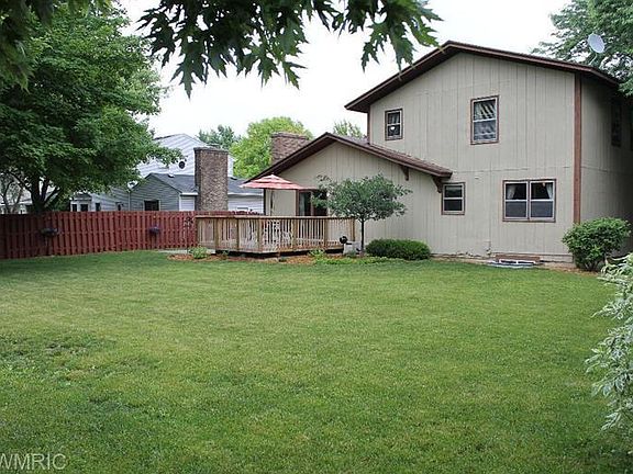 3rd image of 4245 Holyoke Dr SE