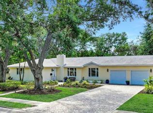 1722 North Dr, Sarasota, FL 34239