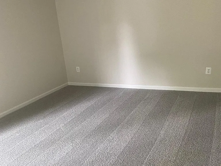 503 Fontana Cir — Photo 7