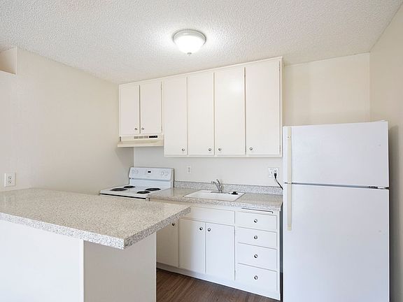 5th image of 4841 Parks Ave APT 16