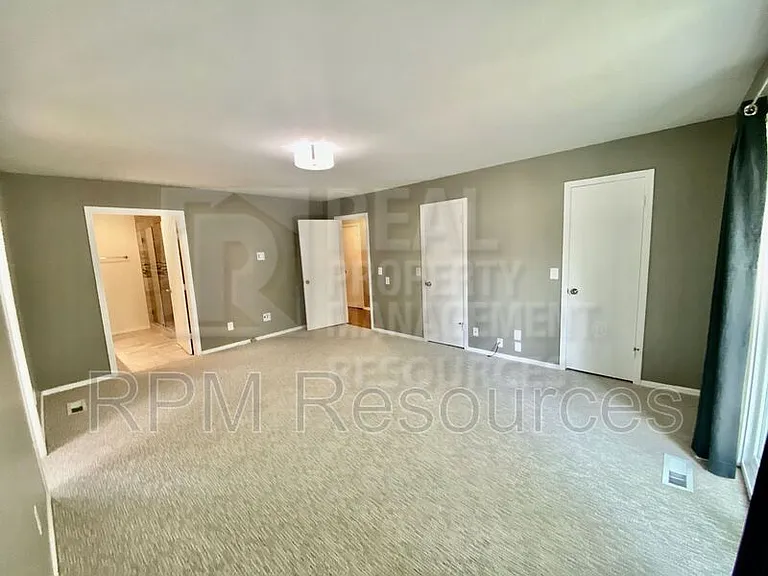 2614 NW 62nd St — Photo 27