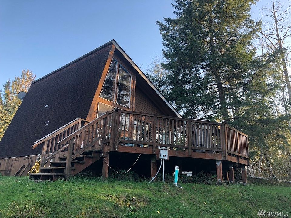 1st image of 912 E Madrona Blvd NW