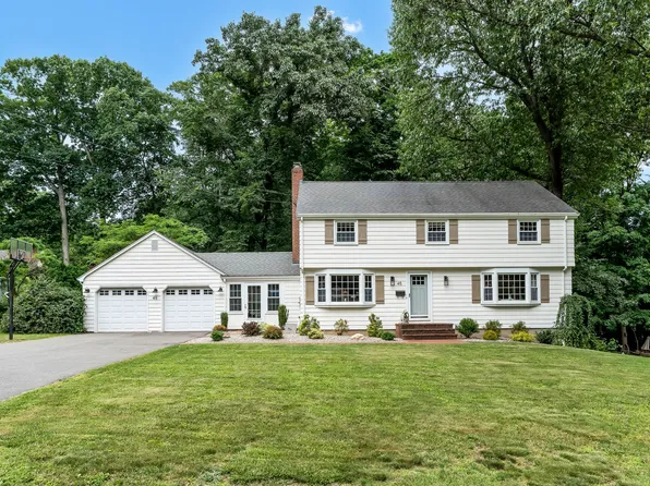 45 Round Hill Road, Wethersfield, CT 06109