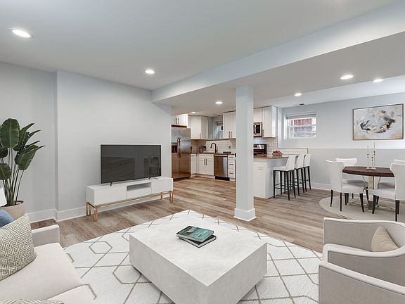 2nd image of 4239 N Ashland Ave #G