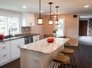 1947 Arthur Ave, Westlake, OH 44145