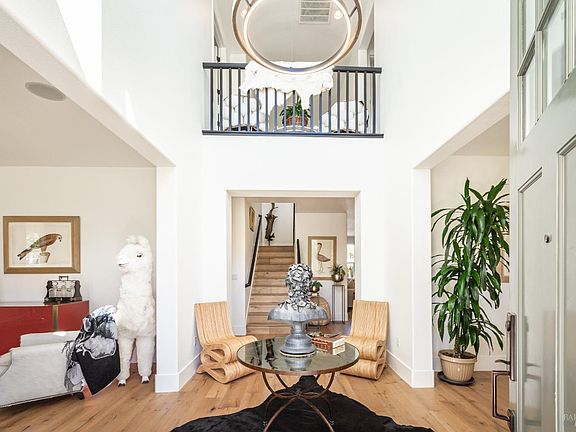 2nd image of 1123 Channing Way