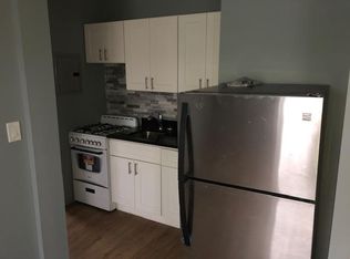 1042 W Beech St #3, Long Beach, NY 11561