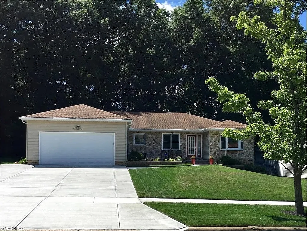 3 bed, 1838 sqft, $2,500 — Photo 2