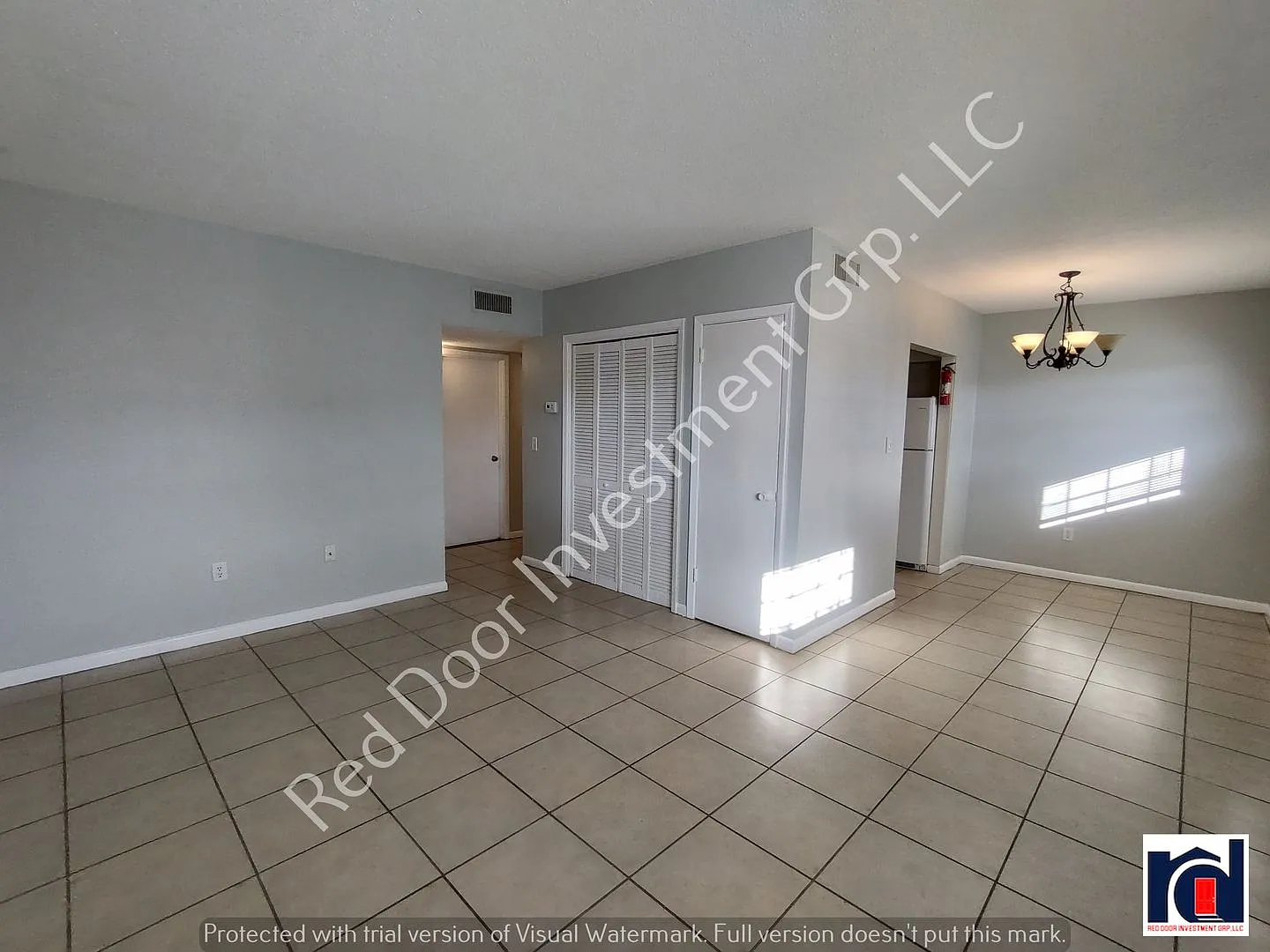 Spacious 2/1 Downstairs Condo - minutes from Downtown Leesburg — Photo 2