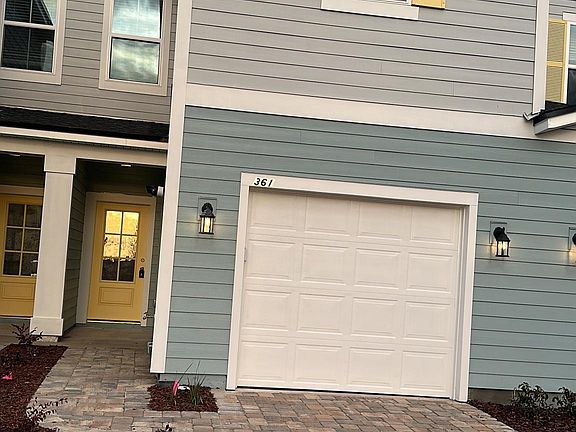 2nd image of 322 Brandon Lakes Dr