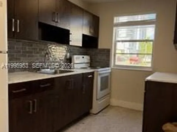 1607 NW 16th Ave #1, Miami, FL 33125