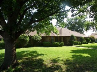 107 Hopkins, Grandview, TX 76050