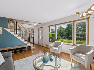 4849 E Upland Crst, Columbia Heights, MN 55421