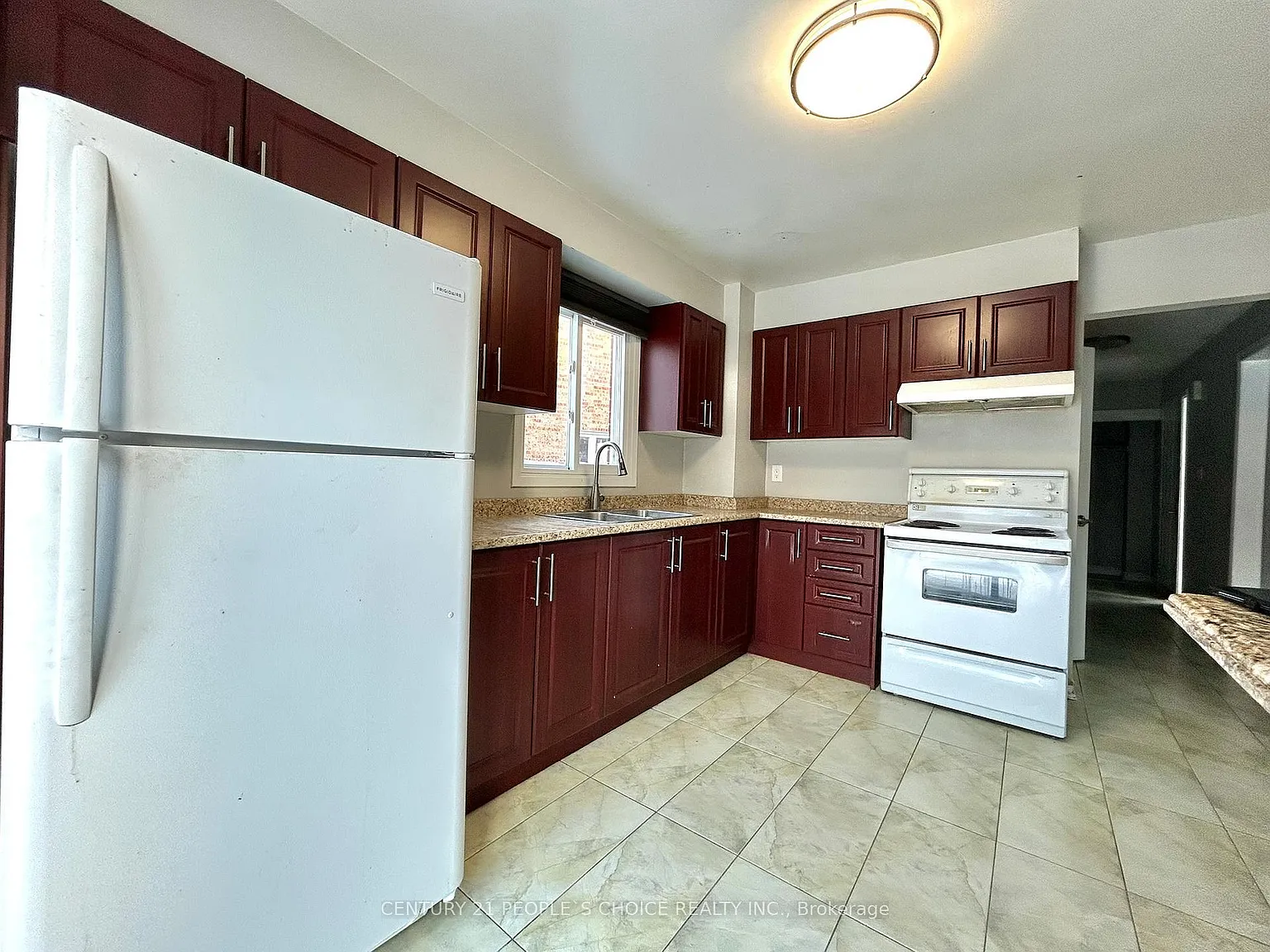 4 bed, $3,400 — Photo 4
