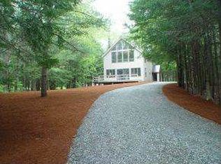 87 Greensward Dr, Grantham, NH 03753