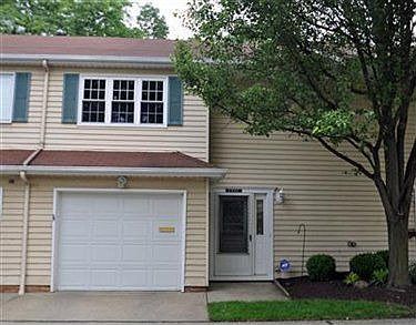 1st image of 1711 Walnut Ln #49