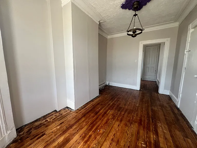 422 Saint Pauls Ave #1 — Photo 10