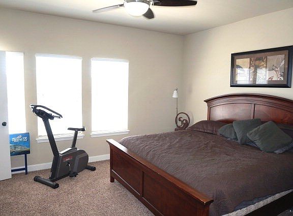 4th image of 148 Jasper Ln