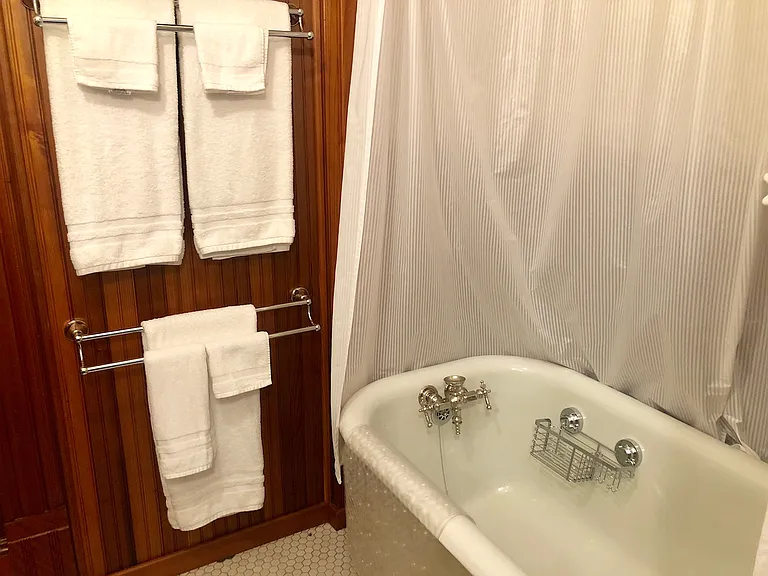 Treat yourself to a soothing spa experience in the full-length clawfoot tub. Try out our bubble bath and mineral soaking salts. (If you have trouble getting in and out of a clawfoot tub this listing may not be for you.)