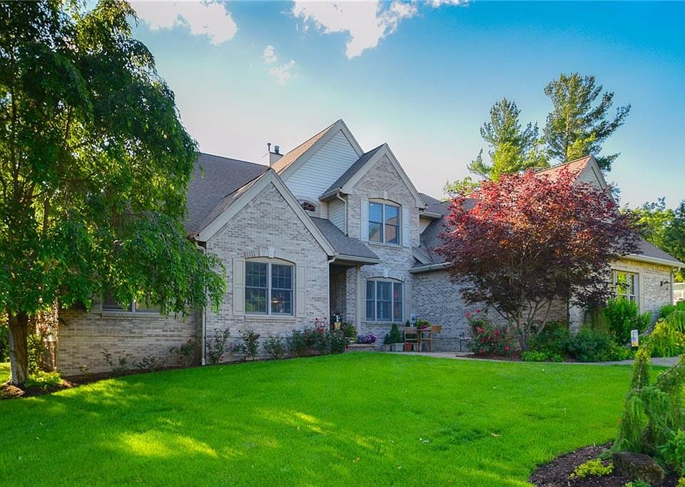 1st image of 5550 Vardon Dr