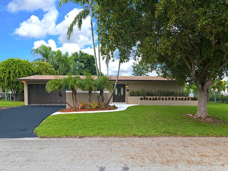 1st image of 8835 SW 156th Ter
