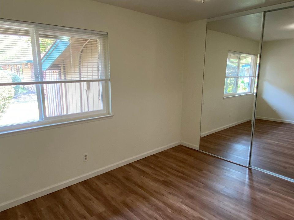 1st image of 283 Lincoln Ave