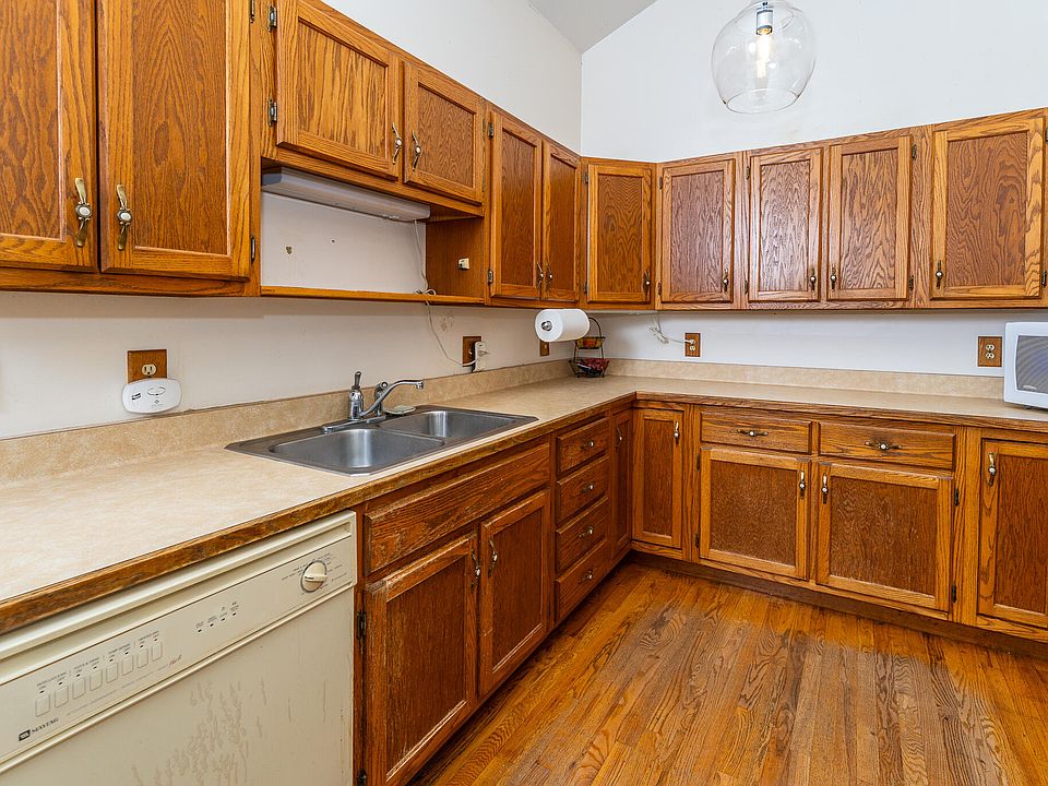 7667 Earhart Rd, photo 24