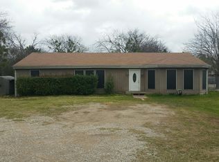 319 Savannah St, Red Oak, TX 75154