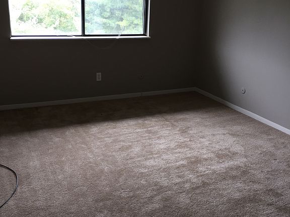 5th image of 12386 Creek Run Dr APT F