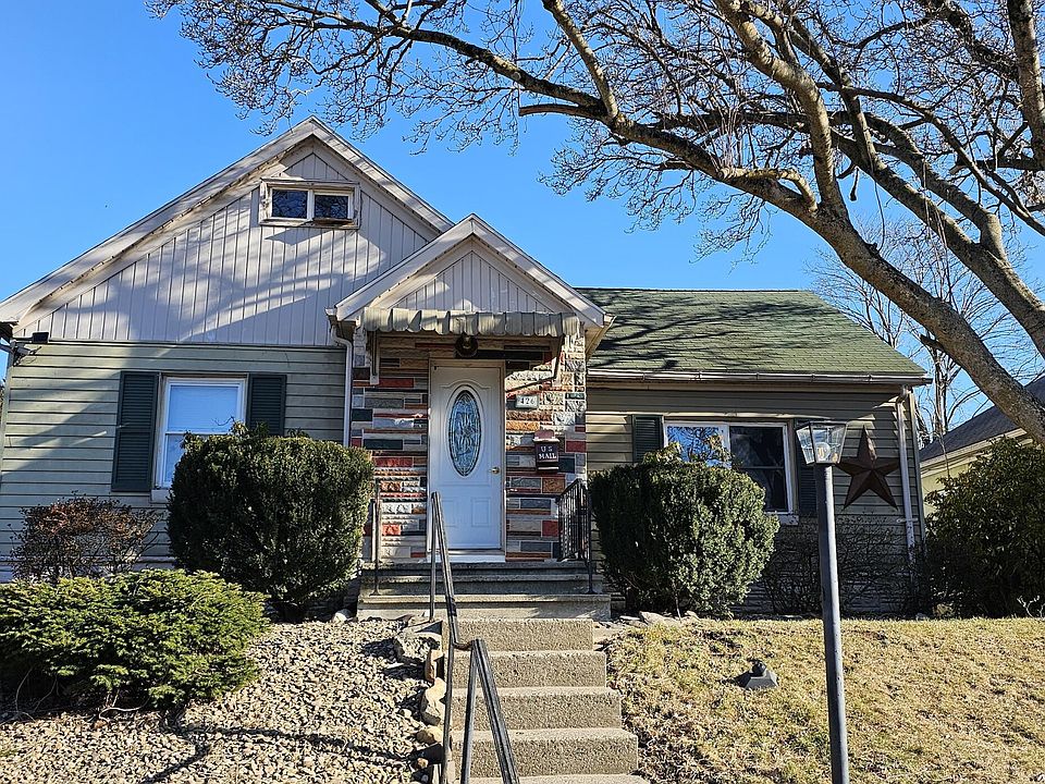 1st image of 426 Park Dr