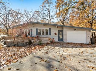 8 Duvall Ln, Bella Vista, AR 72715