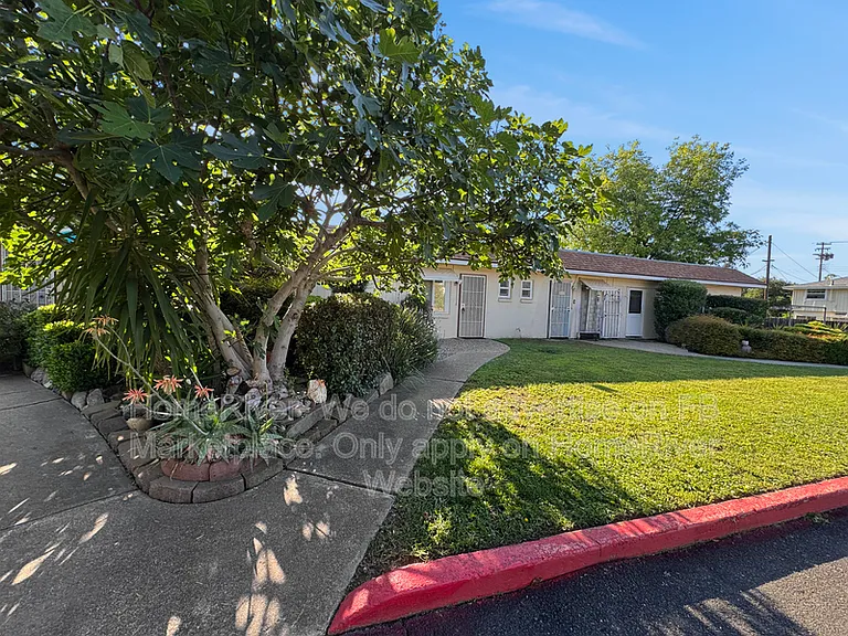 9448 Orangevale Ave #2 — Photo 17