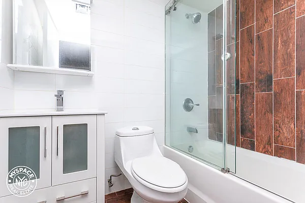 Rented by MySpaceNYC | media 38