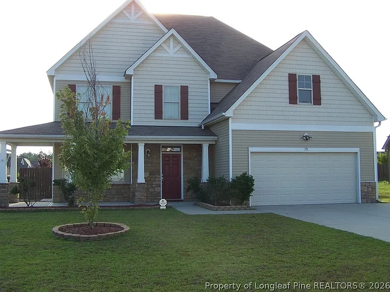 70 Carlisle Pl — Photo 1