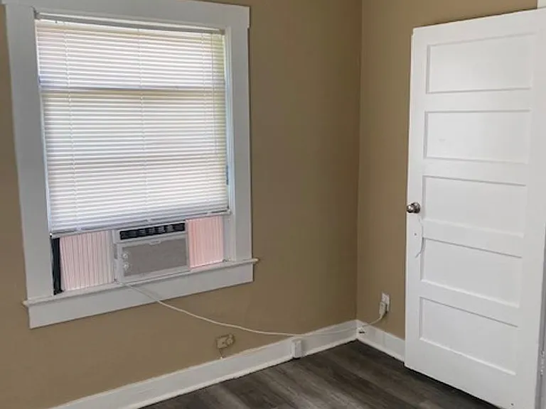 735 N Westmoreland Dr — Photo 12
