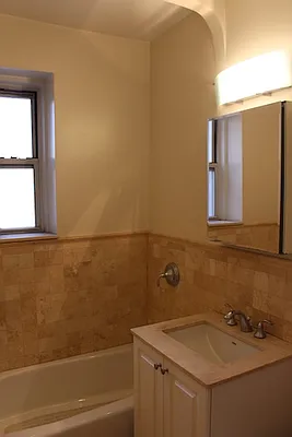 Rented by City Connections Realty | media 5