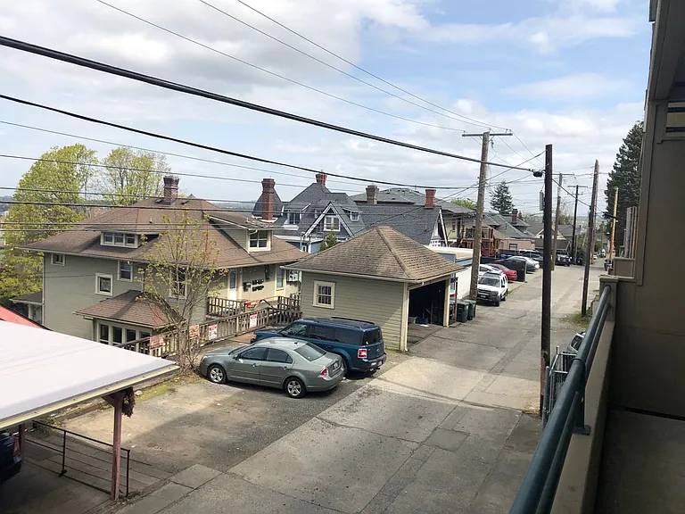1007 High St #103 — Photo 26