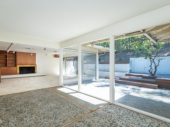 5th image of 635 Westbridge Pl
