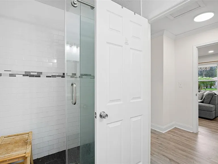 3822 W Euclid Ave — Photo 10
