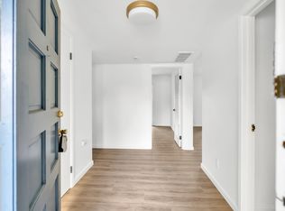 1028 Lake Glen Way, Sacramento, CA