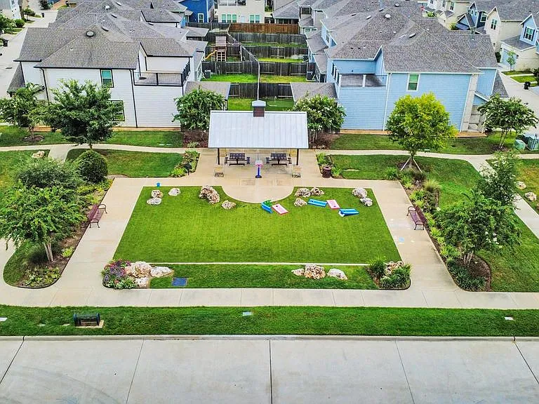 10325 Harmon Smith Dr — Photo 37